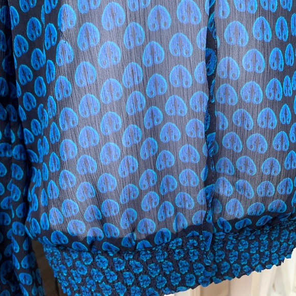 Ladies sheer top - Picture 4 of 5